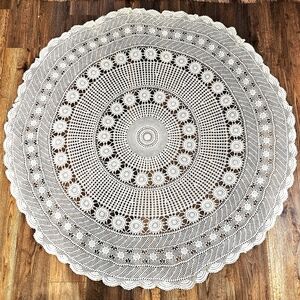 Vintage Handmade Lace Tablecloth